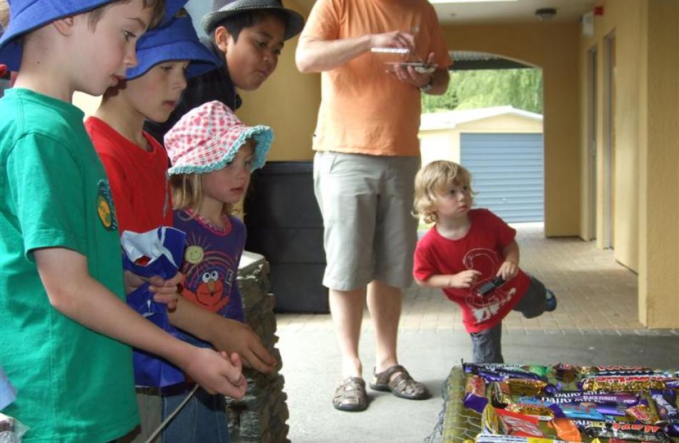 Competitors (from left) Sam Davis (7), Josh Culling (8), Kate Culling (5) and Loyal Patelesio (10...