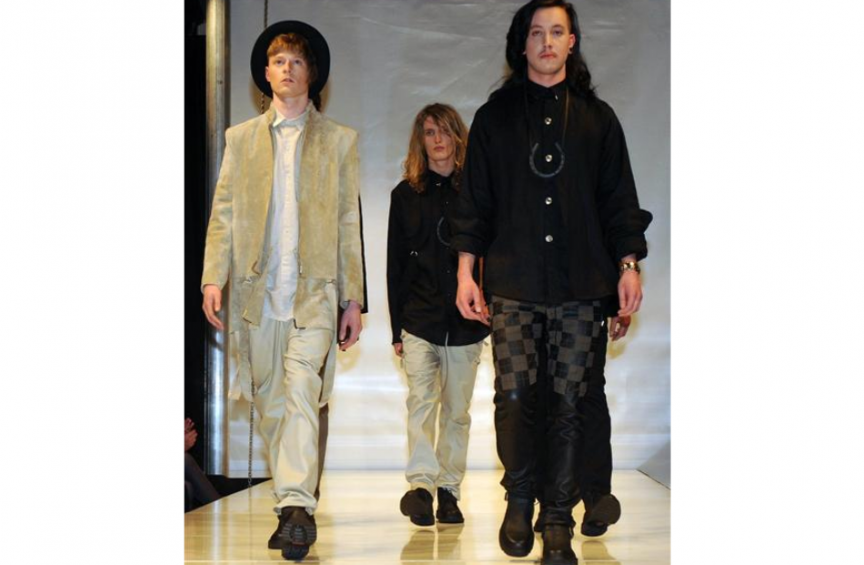 Design by Molly Barrington. Photos by Jane Dawber.