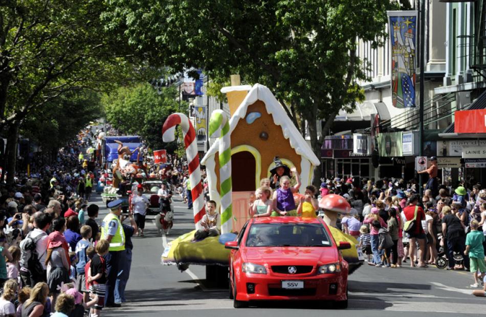 The annual Santa Parade in Dunedin yesterday. Photo by Gerard O'Brien.
