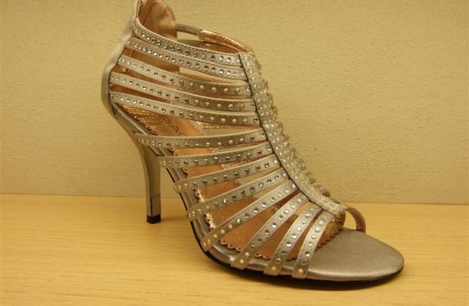 Apex sandal at Mi Piaci