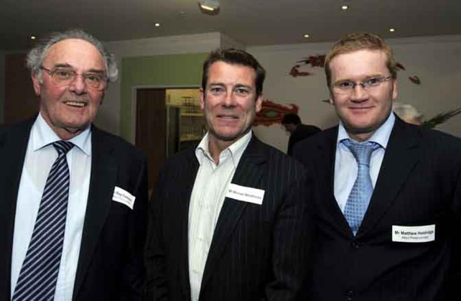 At last night's 2011 Dunedin Stars Awards at the Dunedin Public Art Gallery are (from left) Otago...