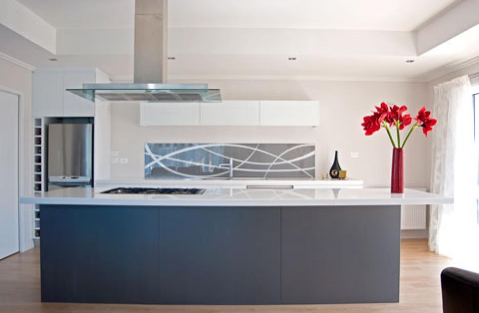 talented_kitchen_designers_from_trends_kitchens_4ef27ae9db.jpg