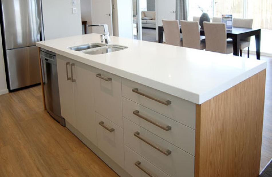 talented_kitchen_designers_from_trends_kitchens_4ef27ae9eb.jpg