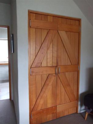 Macrocarpa features inside the house and outside in the landscaping.