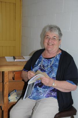 Donna Rosie in the secretary's office.