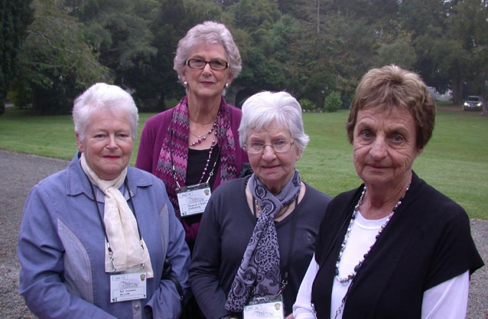 Pat Coulman (nee Mallon), of Gore, Margaret O'Brien (nee Hanrahan), of Auckland, Bernadette Dixon...