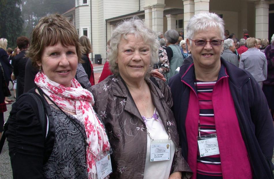 Rosalie Brown (nee Nolan), of Timaru, Sue Cavanagh (nee Patterson), of Lake Roxburgh Village, and...