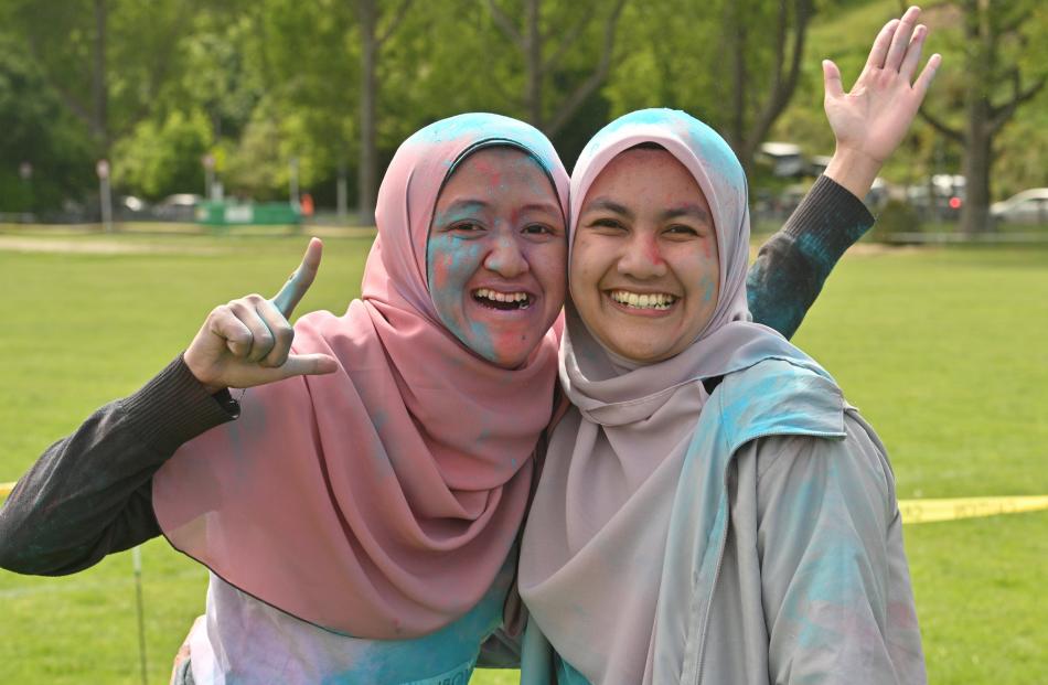 Aqilah Pauzi (left) and Jasmin Ramli enjoyed the event.