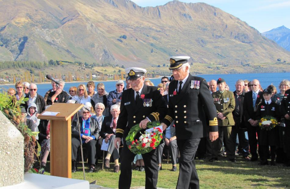 Lieutenant-Commander Bruce Walker of the Royal New Zealand Naval Volunteer Reserve, Dunedin (left...