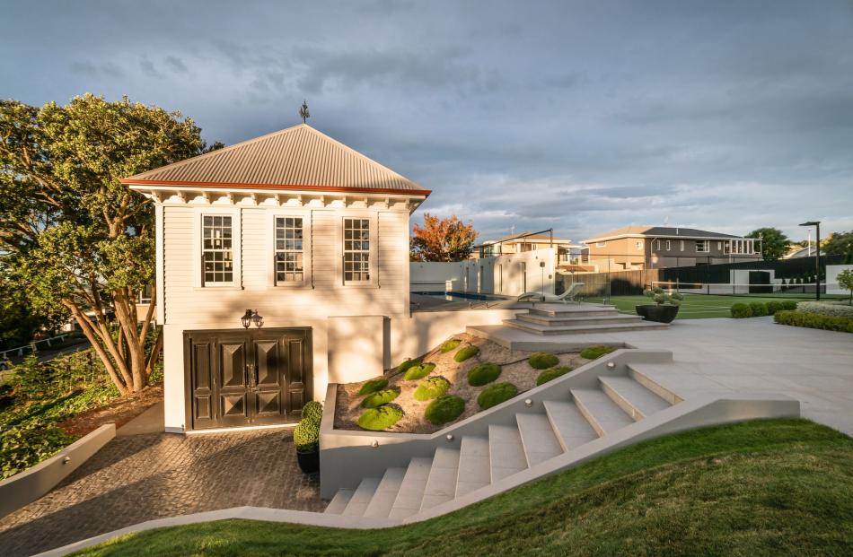 Thornton Earl Manor. Photo: Simon Larkin, Larkin Design