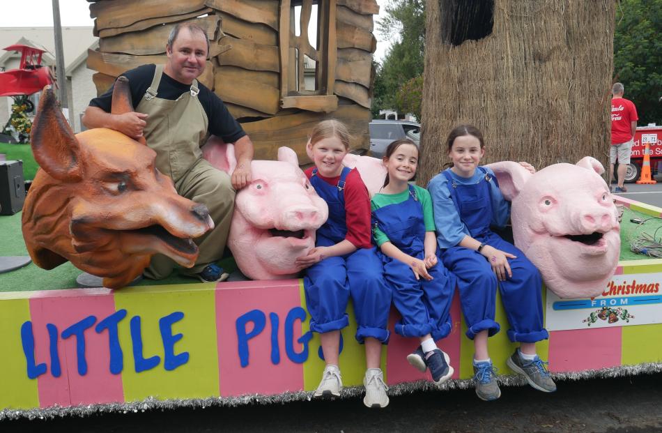 Family (from left) Nigel Lawson, Hannah Lawson (10, second from right), Renee Lawson (12, far...