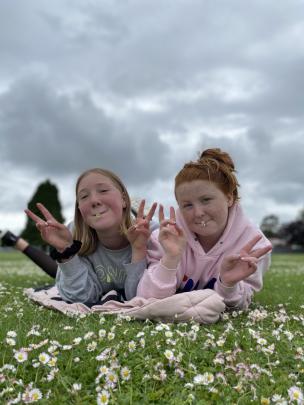 Friends Hannah Bray (left) 
...