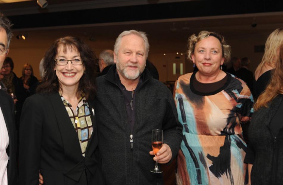 People Dunedin Public Art Gallery Farewell Of Director Otago Daily Times Online News