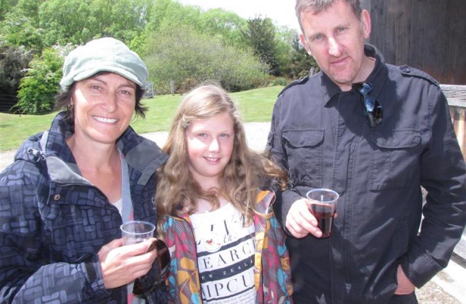 Closeburn residents (from left) Christine, Kazzia (11) and Blair McKenzie.