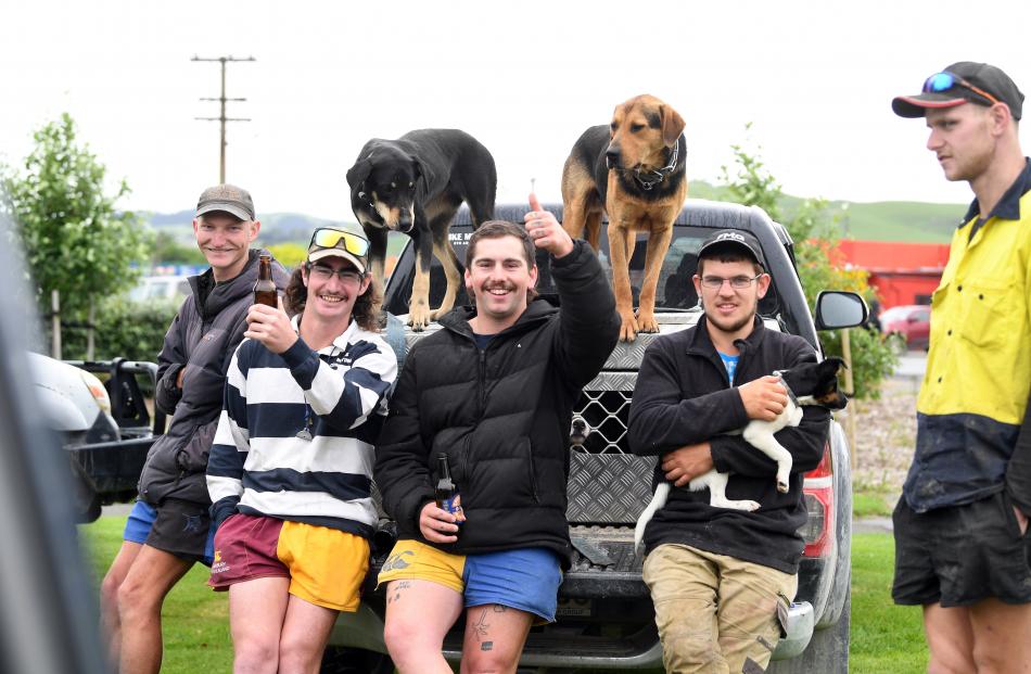 A shared purpose led to shared beers for a group of protesters in Gore at yesterday’s Groundswell...