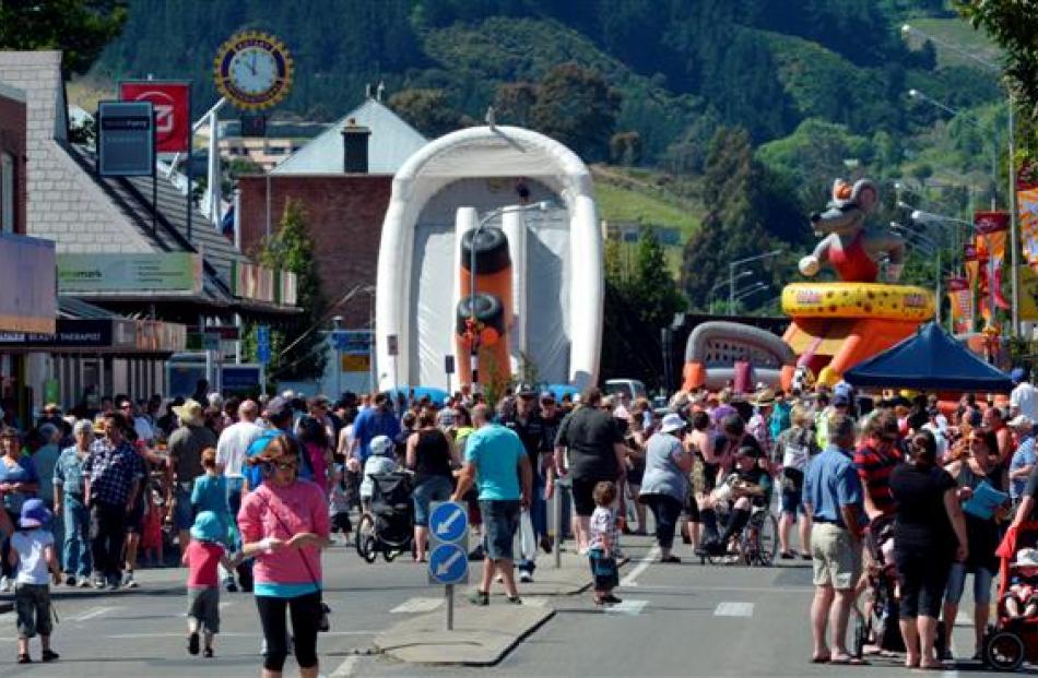 Some of the estimated 3000 people at the Mosgiel Christmas Market Day in Gordon Rd yesterday.