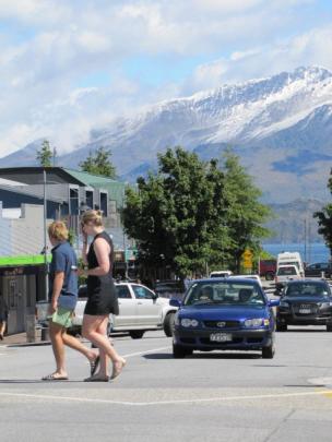 Snow on the hills around Wanaka this morning. Photo Mark Price