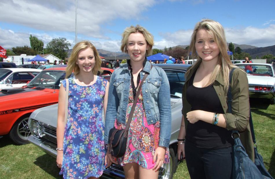 Monique Chamberlain (17), Olivia Doyle-Franklin (16) and Kimberly Ballam (17), all of Invercargill.