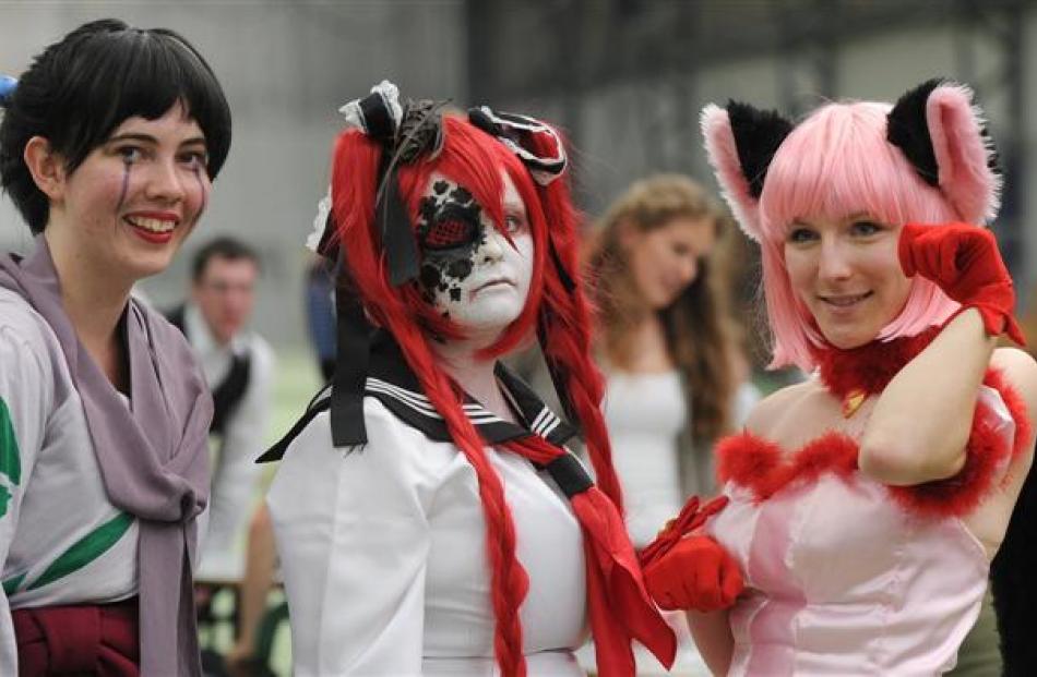 All dressed up . . . (from left) Melody Wood (18), of Auckland, Jessica Black (22) of Cambridge...