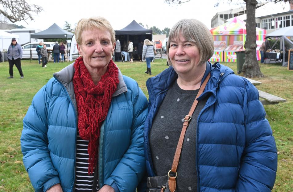 Noreen (left) and Robyn Munro, both of Dunedin.