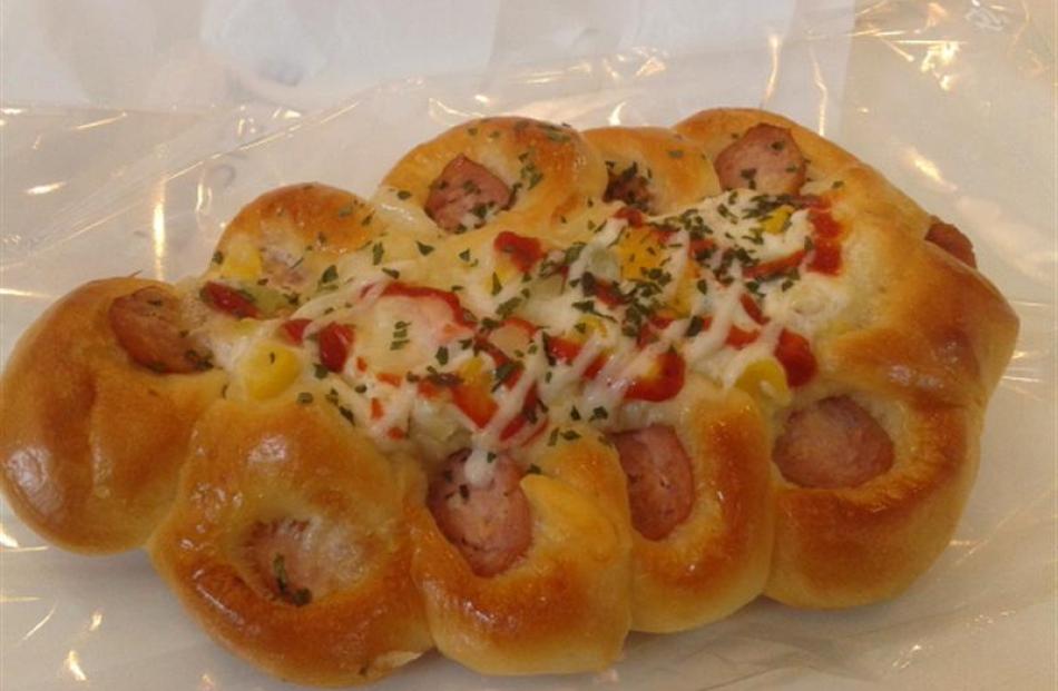 The disgusting sausage bread.