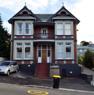 119 York Pl.