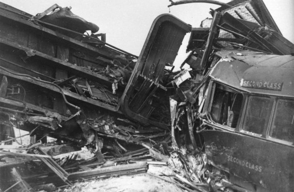 An image from the Hyde railway disaster, in which 21 people died in 1943.