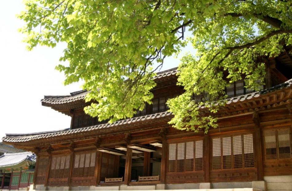 Seogeodong, the only building in the complex with two stories. As it is not painted, it...