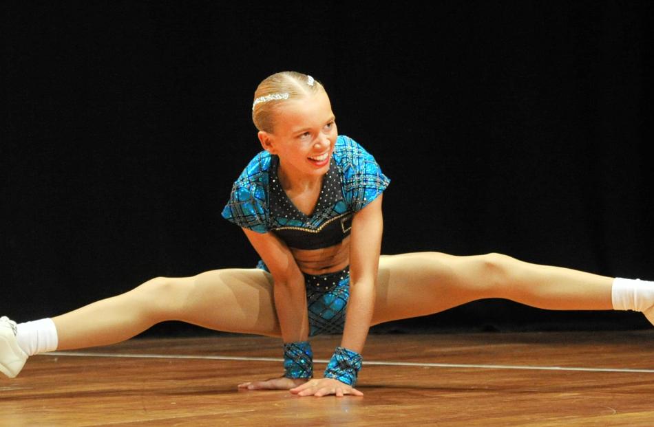 Matilda Stevens (La Muse/Queens Aerobics).