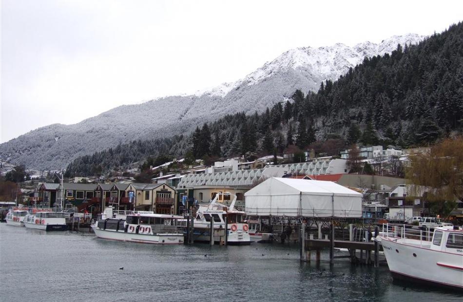 Snow in Queenstown. Photo by Christina McDonald
