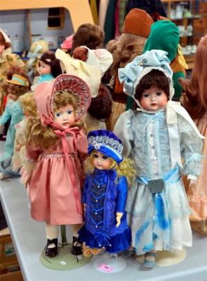 Dolls made by Milton woman Glenda Scoullar part of a 1000 doll auction being held in Dunedin today.