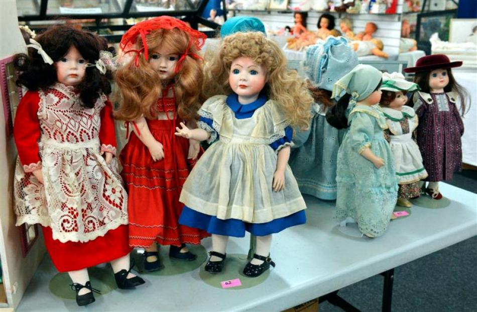 More dolls made by Glenda Scoullar.