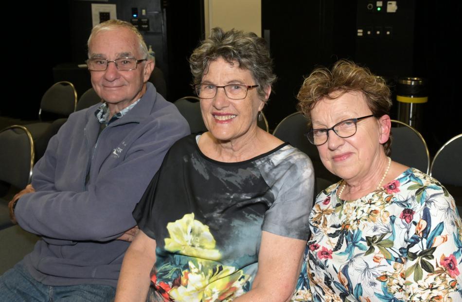 Dave and Irena Lowe, of Petone, and Barbara Scrivens, of Auckland.