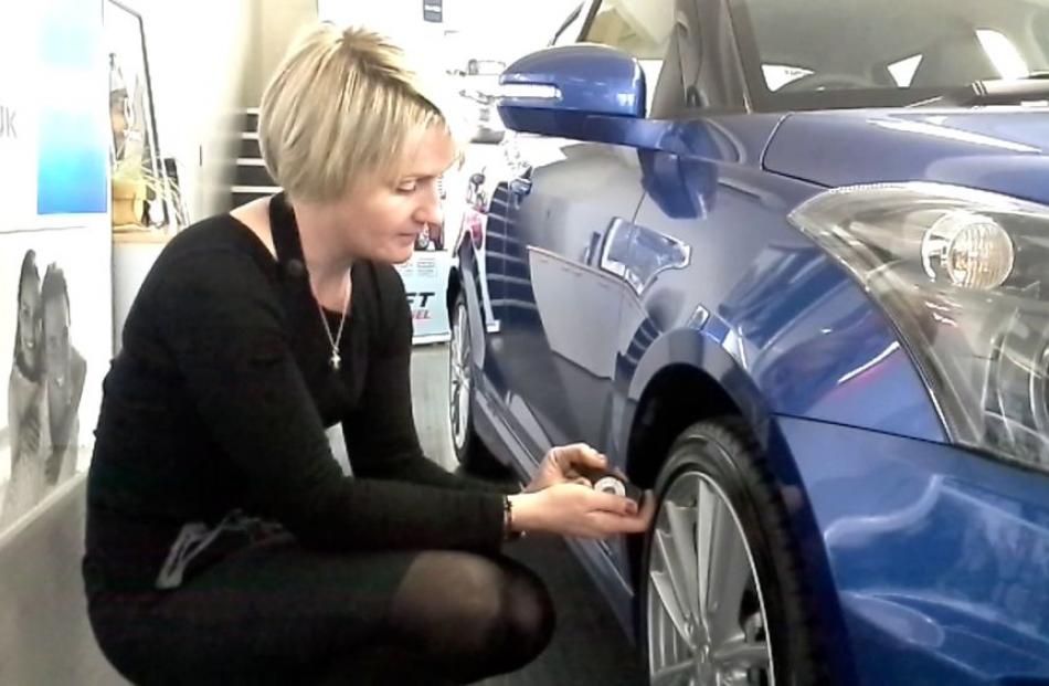 Step 3: If your pressure is a little low squeeze the air trigger in short bursts until you reach...