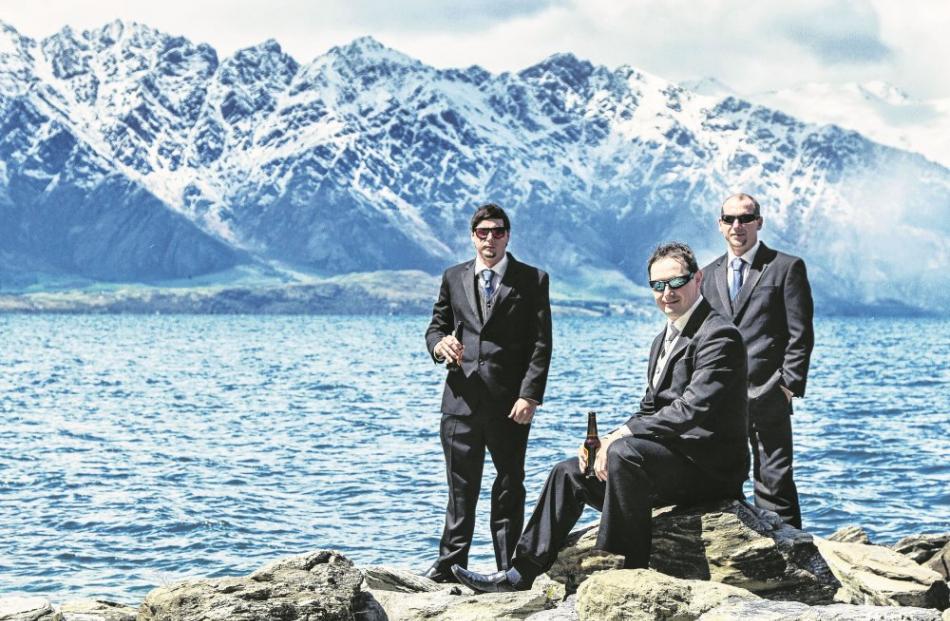 Robert Whale and his attendants in Queenstown.
PINK PENGUIN PHOTOGRAPHY