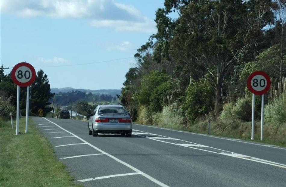 An 80kmh speed limit applies from near the Rosebank sawmill to Balclutha.