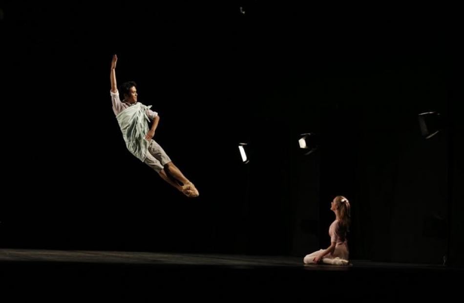 Royal New Zealand Ballet dancers rehearse <i>Little Improvisations</i>.