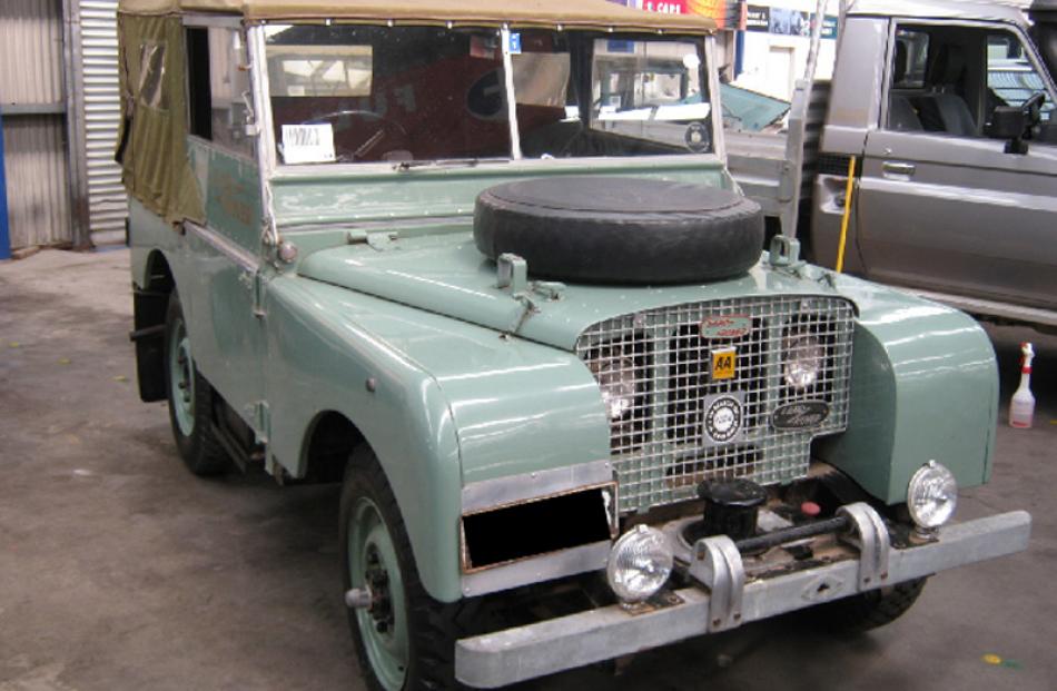 1948 Land-Rover, bought $34,487, sold for $27,500.