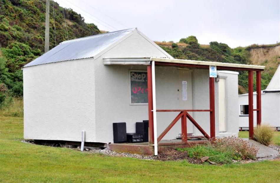 The Toko Mouth Shop is open daily from 11am-11.30am; 4pm-4.30pm; and 7pm-7.30pm.
