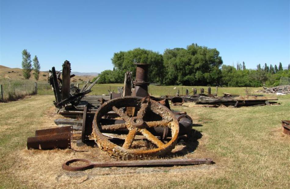 Remnants of the old Chatto Creek gold dredge.