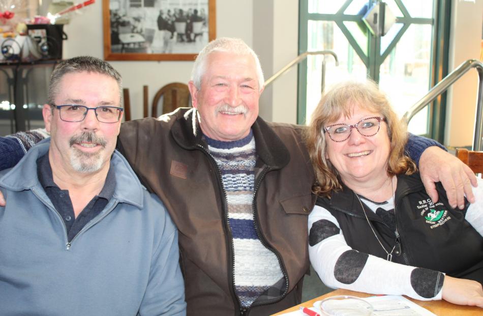 Ian Rolfe, and Pete and Di Butler.