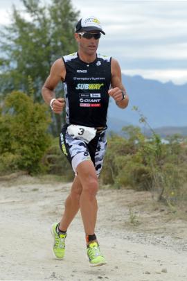 Richard Ussher, of Nelson, runs to finish second.