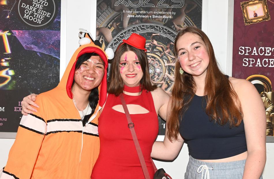 American exchange students Isabella Pham, Kendall Travarca and Maya Weiss.
