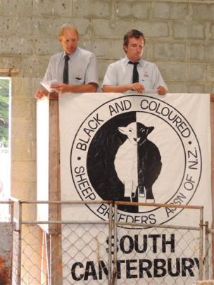 Auctioneers Snow Buckley  (left) and Madison Taylor  from Peter Walsh & Associates do their...