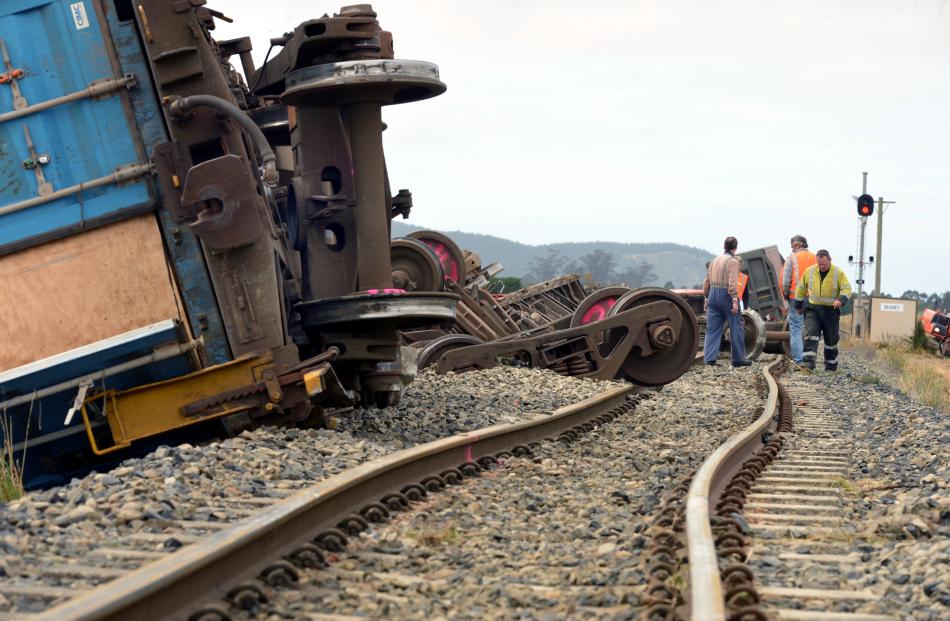 The derailment of nine wagons near Palmerston yesterday has prompted an investigation by KiwiRail...