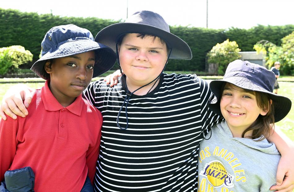 Luso Banda, 9, Zac Mitchell, 9, and Zeidyn McLeod, 10, all of Musselburgh School.