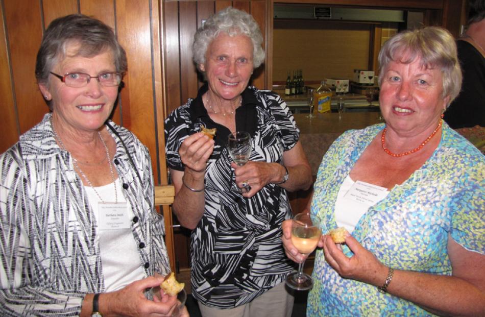 Barbara Smith, Eunice McLeod and Margaret Michelle, all of Dunedin.