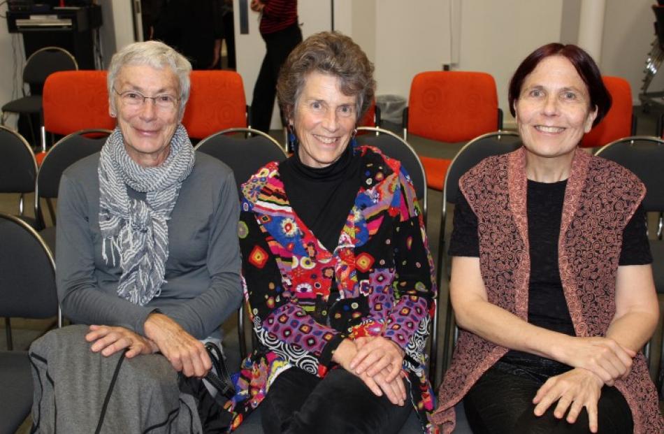 Among those who found Margery's talk 'very interesting' were (from left) Angela Stupples, Tree...