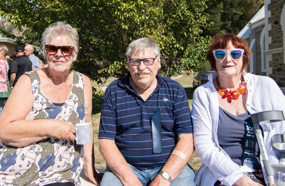 Marilyn Lee, John and Raewyn Lane, of Roxburgh.
