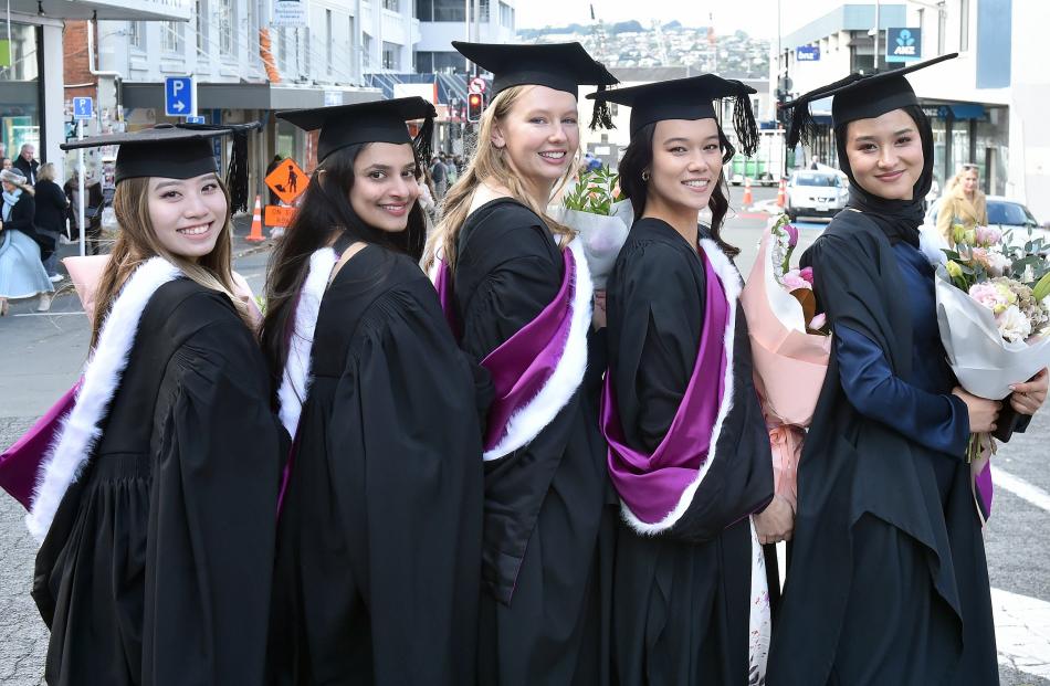 Graduands (all bachelor of radiation therapy) Sarah Yeung, Radhika Patel, Rebecca Lengauer, Emily...